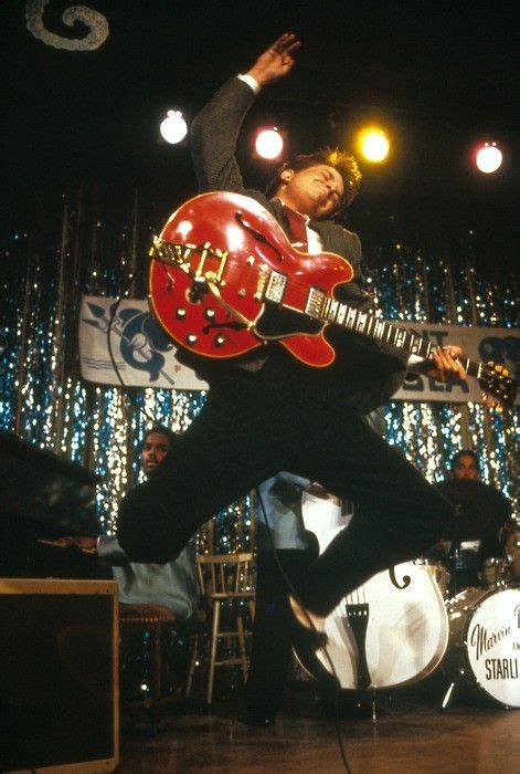 Marty Mcfly In Back To The Future With 1958 Gibson Es 345 Bigsby