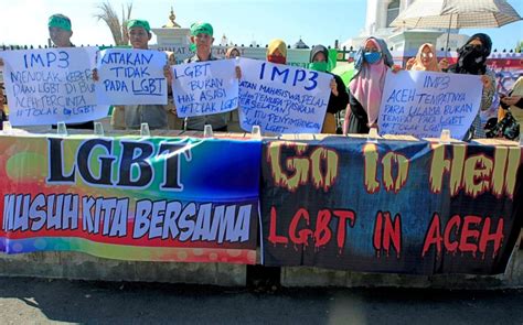 lgbt taskforce in indonesian city adds to fears of gay rights crackdown