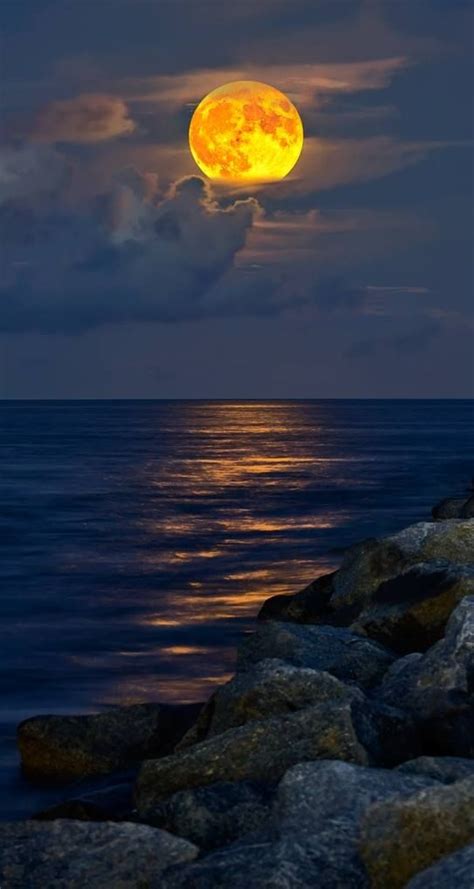 Full Moon Rising Over Jupiter Inlet Beach Beautiful Moon Beautiful