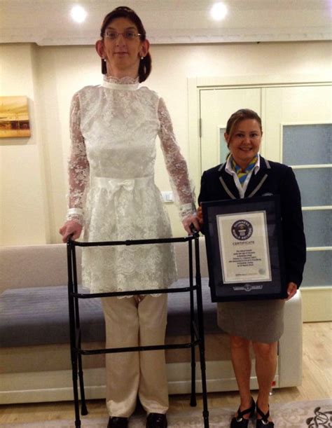 Meet Rumeysa Gelgi World S Tallest Teenage Girl News