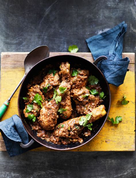 Unlike many other curries, desi chicken curry requires the chicken to be fried for a while before any liquid is added. Black masala chicken curry recipe | Sainsbury's Magazine