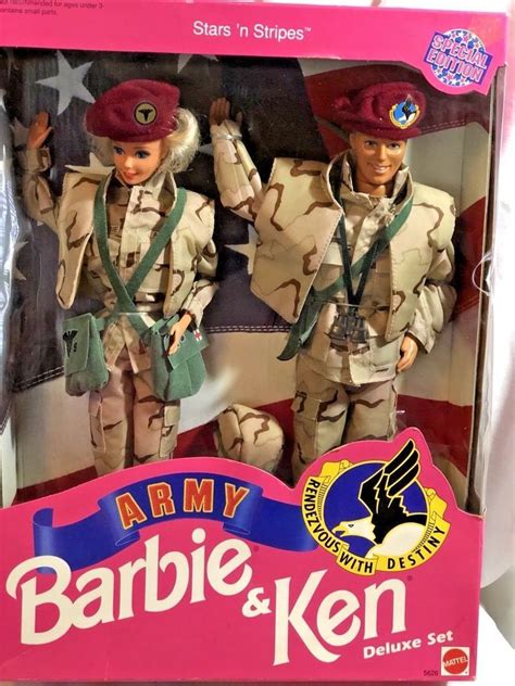 1992 Army Barbie and Ken Dolls Deluxe Set Stars 'n Stripes 5626 Special