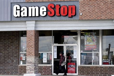 Shares steadily climbed higher to close out. GameStop share price explained: How GME stock value was driven up in 'short squeeze' by Reddit ...