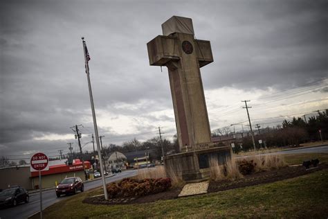 In his opinion for the court, alito said that the cross had essentially become secular. Supreme Court considers whether giant World War I memorial ...
