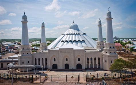 مسجد الشيخ خليفة في كازاخستان يستقبل المصلين اليوم - عبر ...