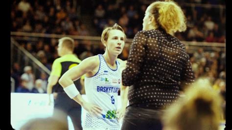 Hitta perfekta catherine melain bilder och redaktionellt nyhetsbildmaterial hos getty images. Céline Dumerc fiche basketball, infos sur CELINE DUMERC ...