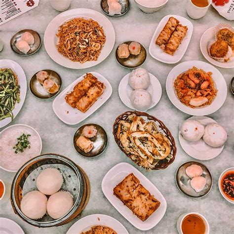 Largely descended from southern chinese immigrants who sailed over to seek their fortune in foreign lands, these early singaporeans brought their food and culture along with them. Best Chinese Food Singapore - eHeartland