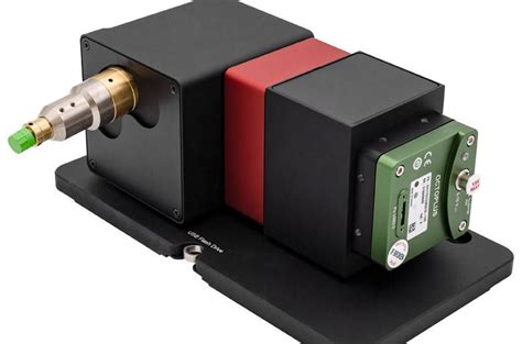 Holographic Grating Spectrometer For Sub Nm Resolution Across 810 To 965nm