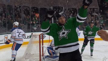 Jason spezza was born on june 13, 1983 in mississauga, ontario, canada as jason anthony rocco spezza. Celebrate Jason Spezza GIF by Dallas Stars - Find & Share ...