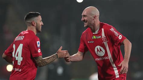 Monza 2-2 Internazionale: Luca Caldirola scores at the death to deny