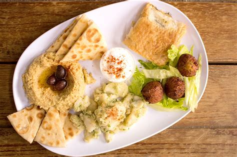 10 Best Israeli Foods To Eat In Tel Aviv Delicious Dishes That Locals