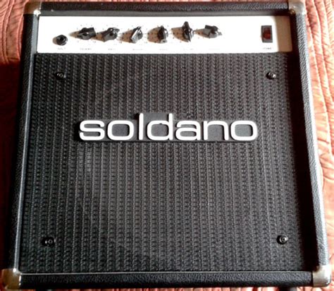 Featuring the soldano slo 100 and the soldano straight custom cabs. Atomic 16 - Soldano Atomic 16 - Audiofanzine