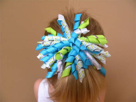The seam will be in the back now ofcourse. Homemade hair bow | Craft Ideas | Pinterest
