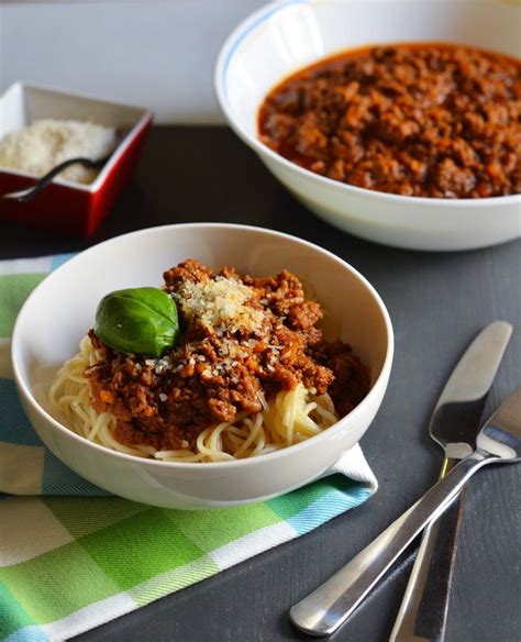 Cooking with sheila 86 views2 years ago. Spaghetti bolognese, every child's favourite meal. Here's ...