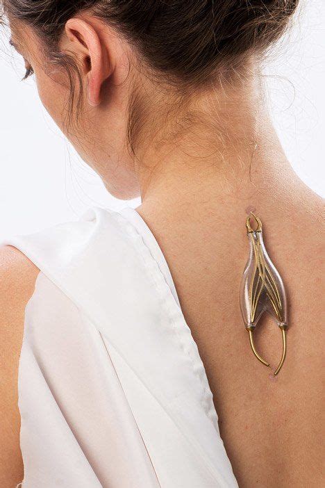 naomi kizhner s jewelry uses energy from your body 7 pics