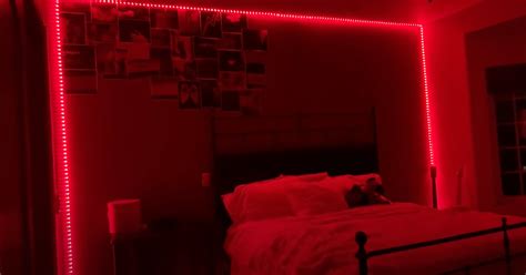 Annie Leblanc Jules Leblanc bedroom in 2021 | Red lights bedroom, Room