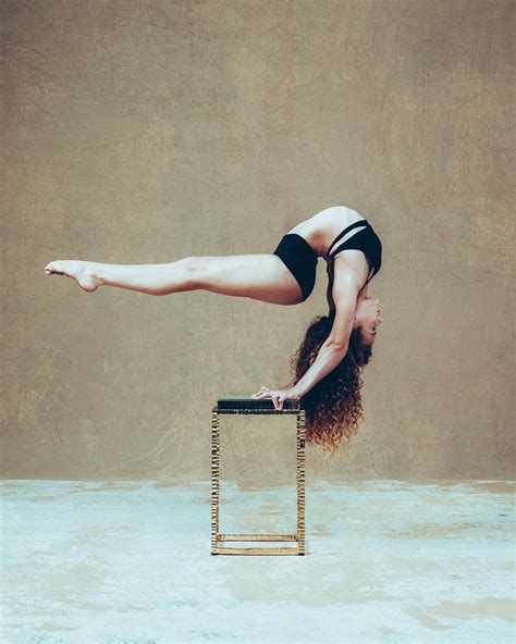 Pin By Mostafa Khannous On Sofie Dossi Gymnastics Poses Sofie Dossi
