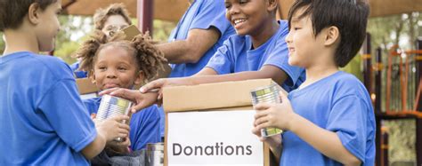 3 Fun Ways To Get Kids Involved In A Food Drive This Year