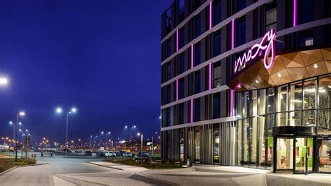 Poznan airport is poland's seventh airport based on passenger numbers and mainly used by ryanair, wizz air and enter air (charter). Moxy Poznań Airport: Play On Moxy - YouTube