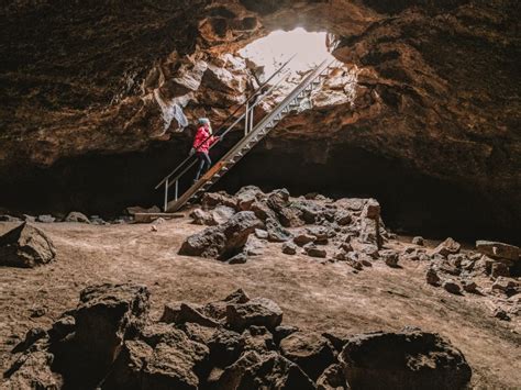 5 Best Caves To Explore Near Bend Oregon 2023 Mike And Laura Travel