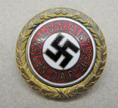 Golden Party Badge, Goldenes Ehrenzeichen der NSDAP, 24mm ...