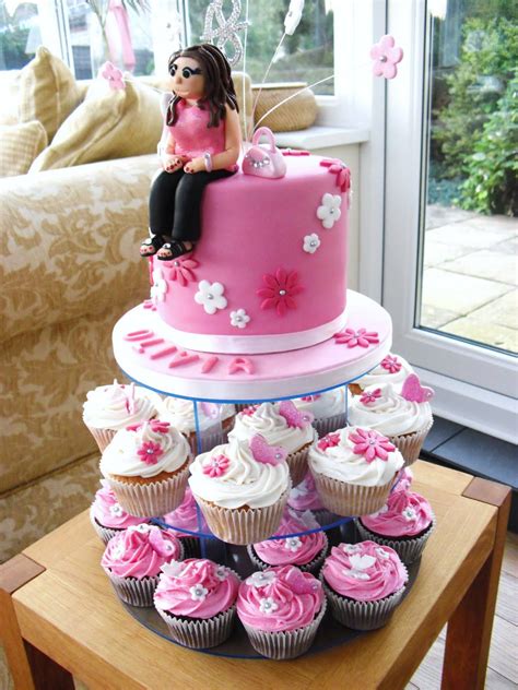 Pin By Misty Carpenter On Cakes And Birthday Ideas 18th Birthday Cake