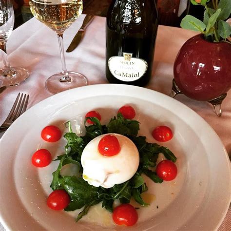 #healthy #lunch ideas on a hot summer day! 🌞🍸🌸 try our # ...
