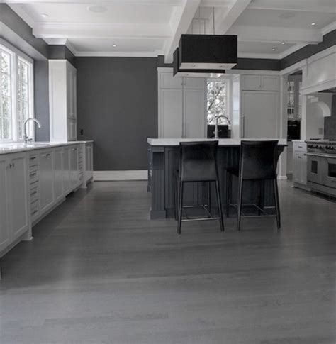 Grey Walls Hardwood Floors Wall Colors That Look Attractive With Oak