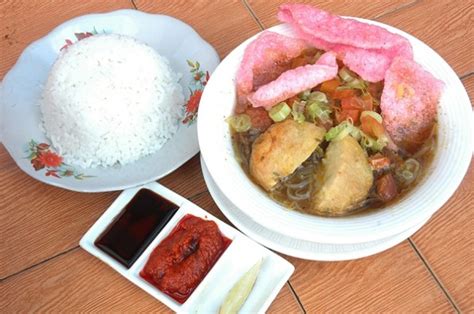 Bahan utama dalam pembuatan soto sering kali menggunakan daging ayam. cara membuat soto ayam yang Bikin Kamu Gak Bisa Move On