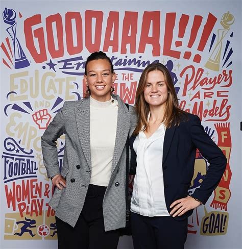 And hopes to lead her country to the olympic games for the very first time. #FIFA #WWC #ChristianeEndler : Foto de ayer en el # ...