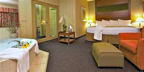 The best hotel rates guaranteed at hotel derek houston. Indiana Jacuzzi Suites - Excellent Romantic Vacations