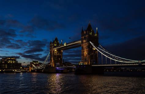 Tower Bridge In London At Night Hd Wallpaper Background Image