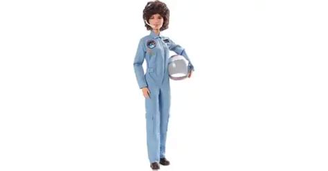 Barbie Signature Sally Ride Astronaut Fxd Colombia
