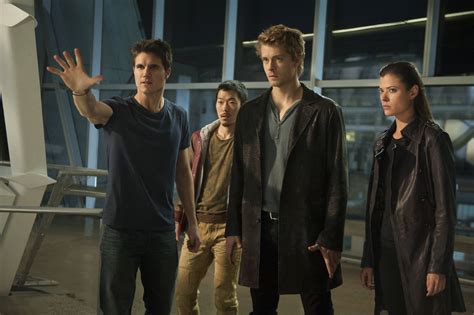 The Tomorrow People Season 1 Episode 1 Still Robbie Amell Series