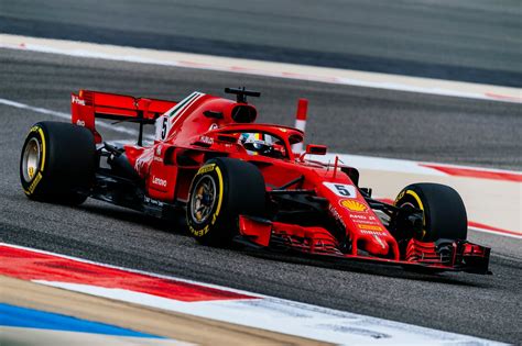 F1 Gp Bahrain 2018 Ferrari La Rossa Cè Formula 1 Automotoit