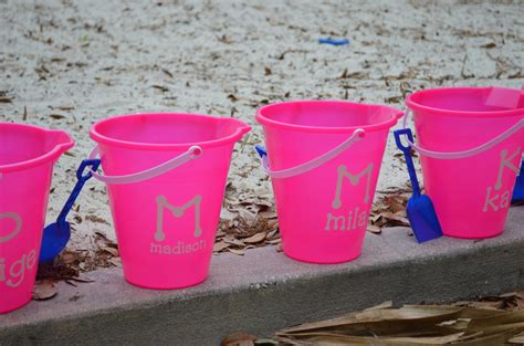 How To Make Personalized Sand Buckets Sew Woodsy