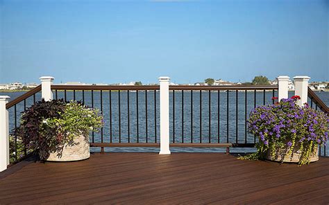 Trex Transcend® Composite Deck Railing Trex