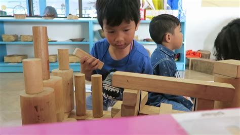 This is the best us to learn sunnah. SATU HARI DI SEKOLAH - YouTube