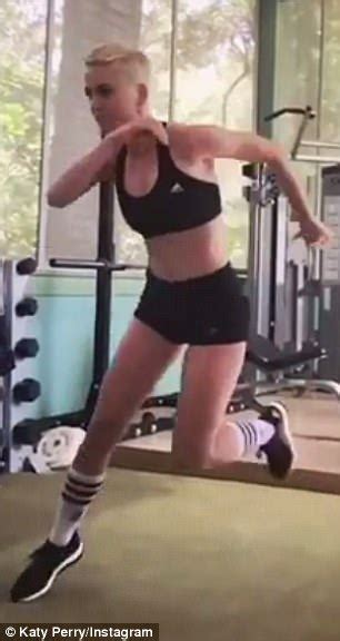 Katy Perry Shows Off Ultra Trim Figure During Workout Daily Mail Online