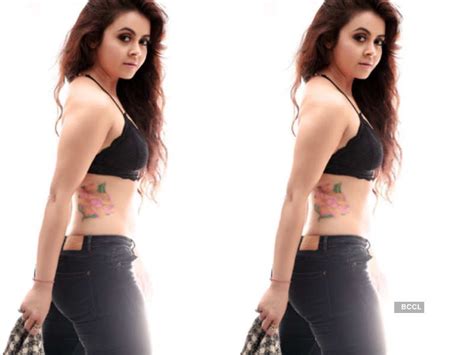 Saath Nibhaana Saathiya S Gopi Bahu Devoleena Bhattacharjee Surprises Fans With Hot Avatar See Pic