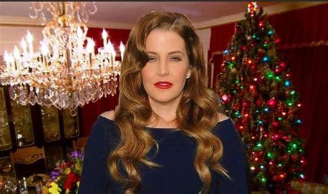 Elvis Lisa Marie Presley Still Spends Xmas At Graceland ‘its A Special Place For Her Music