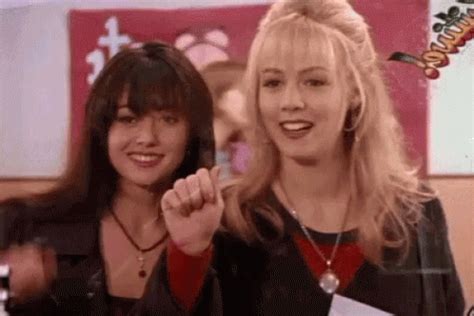 Beverly Hills 90210 Beverly Hills 90210 Discover Share GIFs