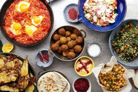 16 Traditional Israeli Foods Everyone Should Try Medmunch