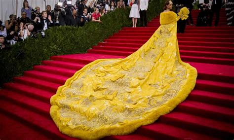 Guo Pei The Chinese Designer Who Made Rihannas Omelette Dress