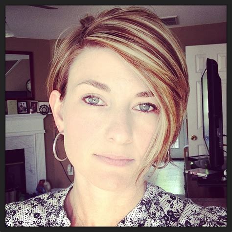 There are endless options, from traditional blonde highlights to hot pink or platinum. Short hair. Blonde. Lowlights highlights Kyle Huffman Nau ...