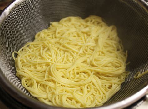 Simple angel hair pasta side, with olive oil, garlic, herbs and parmesan. Kel's Lemony-Garlic Angel Hair Pasta with Bacon, Butter ...