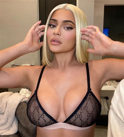 Kylie Jenner Became A Sexy Blonde Photos And Videos The Fappening
