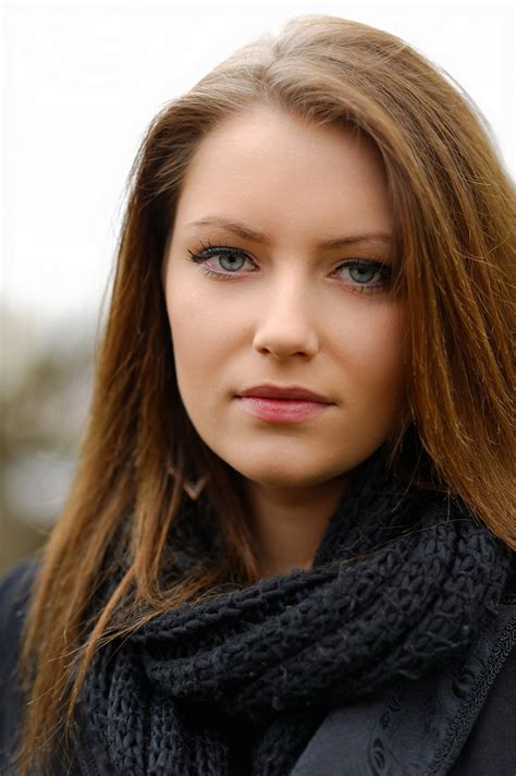Hintergrundbilder Gesicht Frau Modell Porträt Lange Haare Blaue