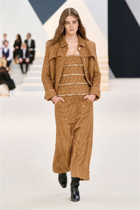 Chanel Fall 2022 Couture Collection Vogue