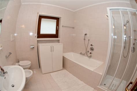 Devo ristrutturare l'unico bagno di casa, ma non so da dove cominciare. Appartamento con terrazzo Affitto stagionale, annuale o ...